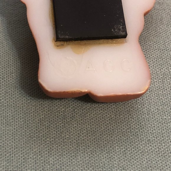 Vintage Care Bear Fridge Magnet Tenderheart Bear 1980's - Picture 3 of 5